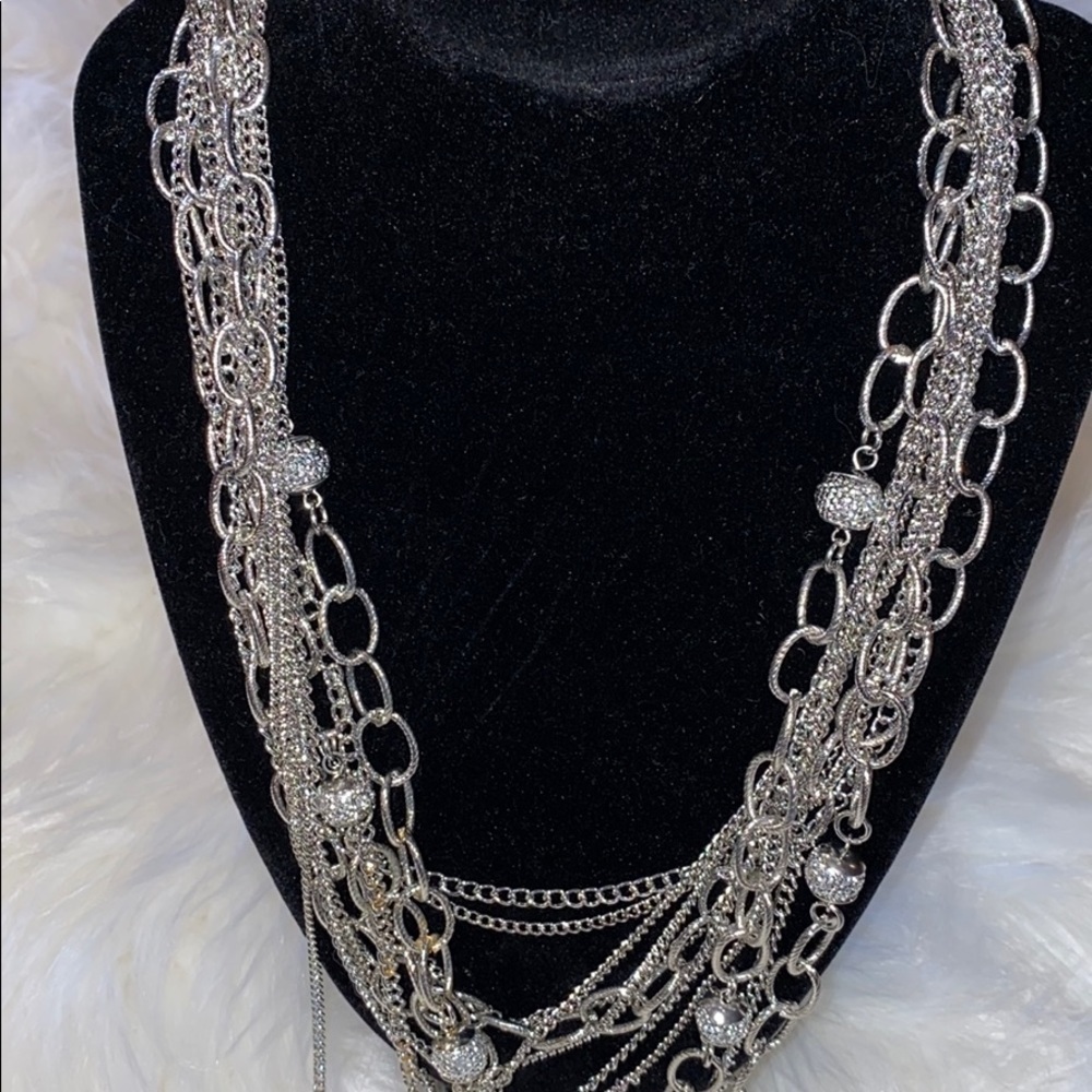 New without tags Charlotte Daniel Necklace set